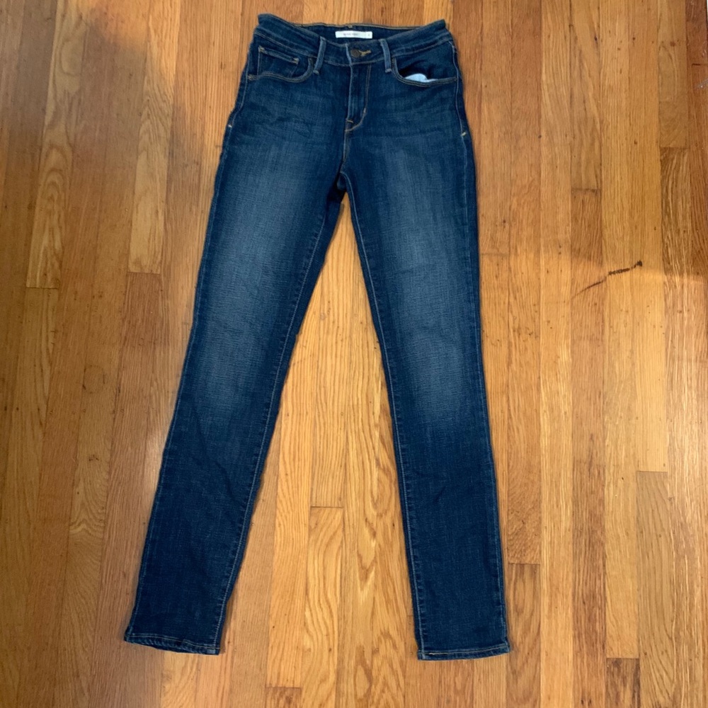 Levi’s Mid Rise Skinny Jeans